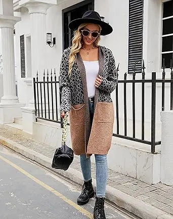 Cappotto ampio con cappuccio